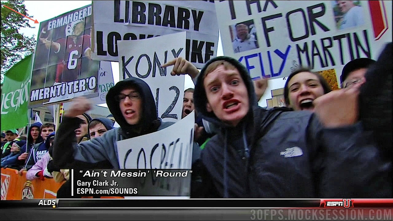 Illustration for article titled Eifert Tower! Your Roundup Of The Best Signs Behind The College Gameday Crew, Plus Lee Corso Dressed As A Leprechaun